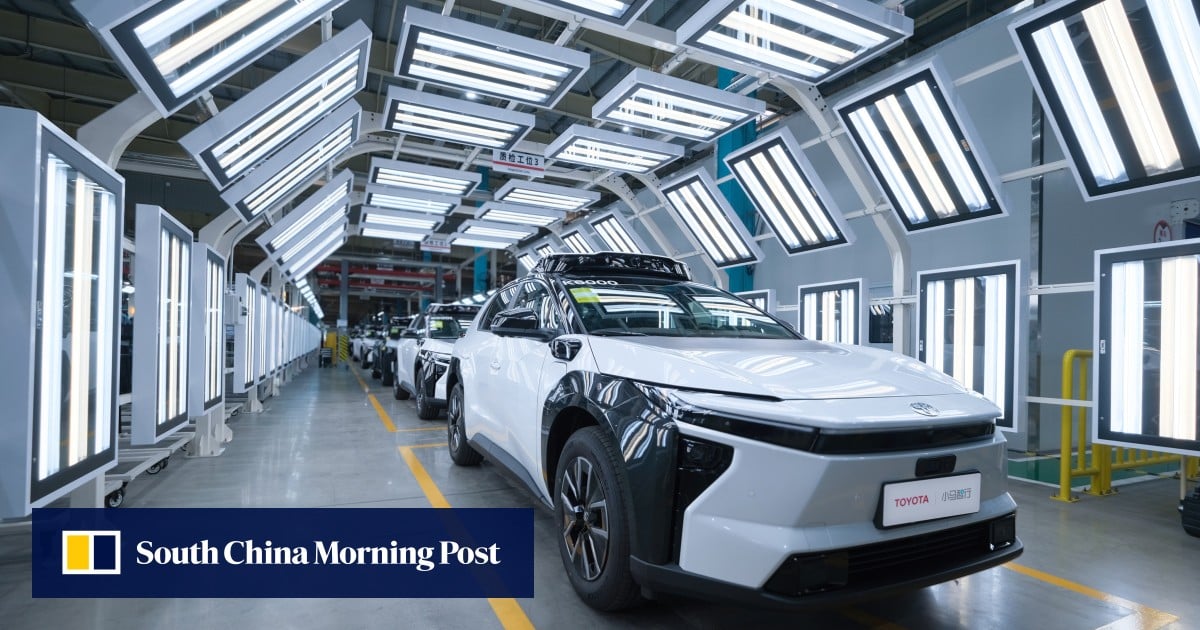 Toyota empieza la producción en serie de coches autónomos para el mercado chino