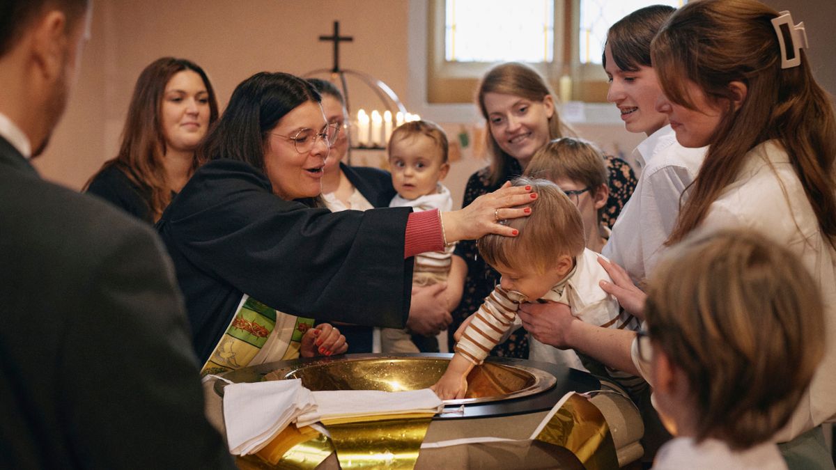 No hay una vuelta a la religión de la generación Z en Alemania, sino una recomposición con jóvenes milititantes
